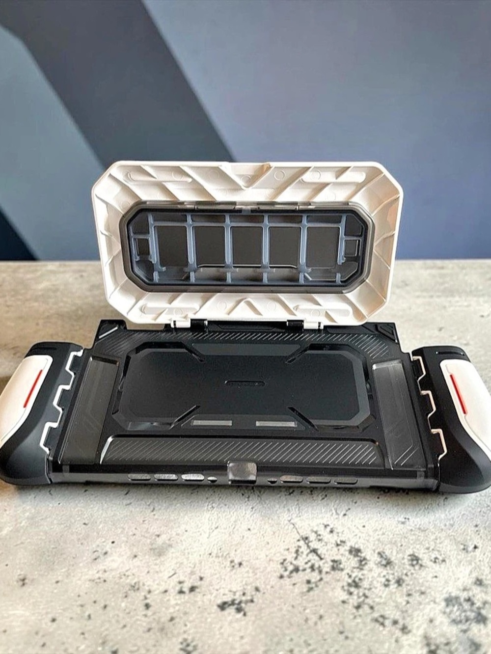 TITAN Rugged Hybrid Protective Case Protective Controller Case Black & White